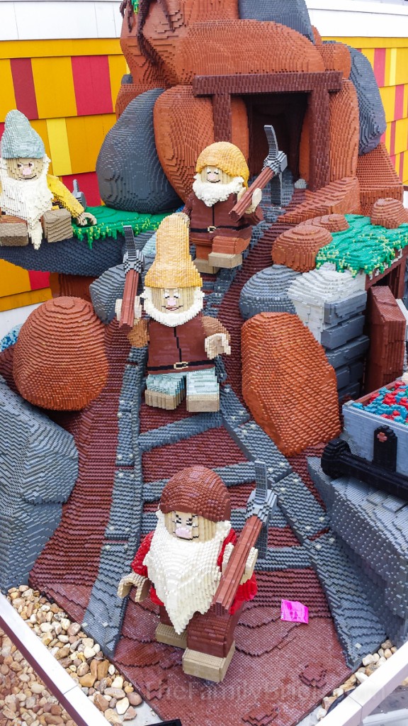 LEGO-Store-Downtown-Disney-9