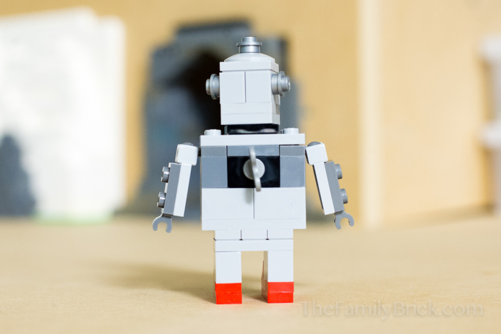 LEGO Monthly Mini Build March 2015 Robot