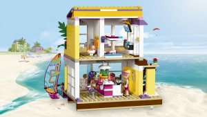 To buy or not to buy LEGO Stephanie’s Beach House