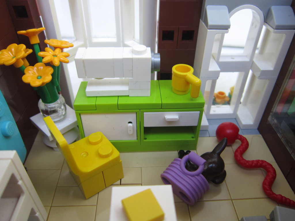 lego-moc-grandmas-sewing-room-elizabeth-nevermind-2
