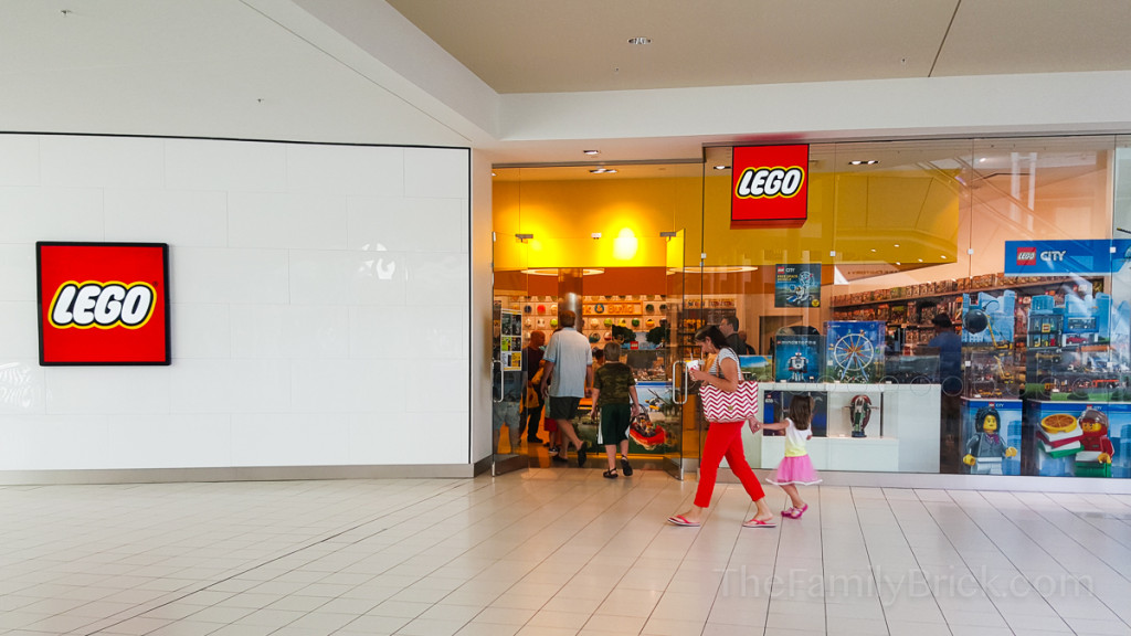 LEGO monthly mini build whale-170738