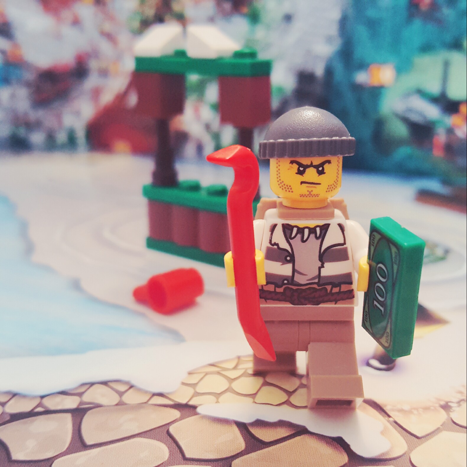 Day 13 Criminal Minifigure from LEGO City Advent Calendar