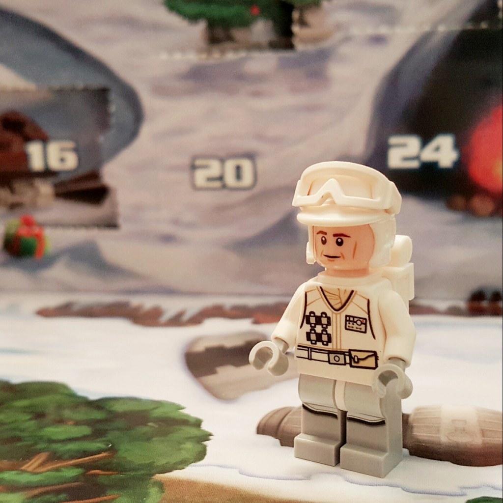Day 17 Hoth Rebel Trooper from LEGO Star Wars Advent Calendar