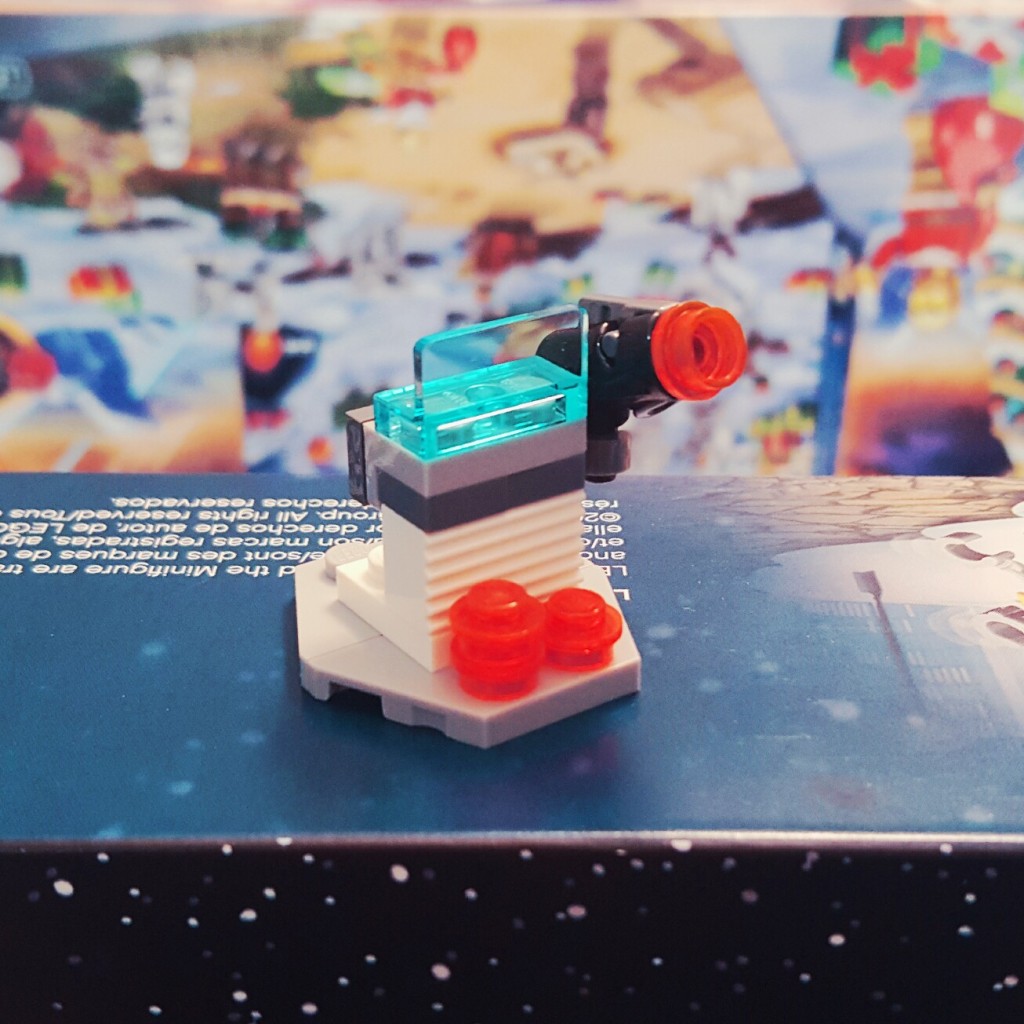 Day 21 Hoth Stud Shooter from LEGO Star Wars Advent Calendar