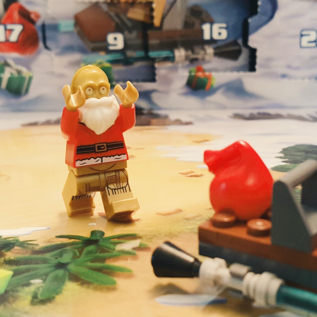 Day 24 C3-P0 Santa Clause from LEGO Star Wars Advent Calendar