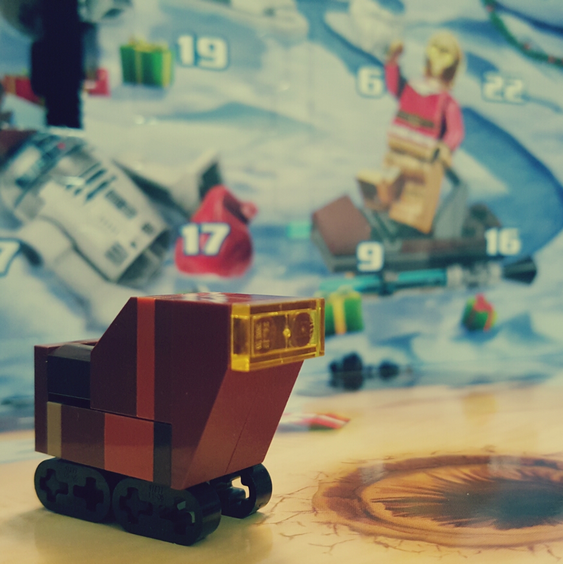 #legostarwars #legoadventcalendar #day5 #starwars #sandcrawler