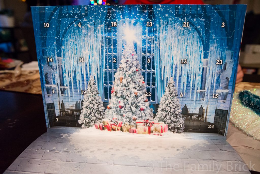 Inside the LEGO Advent Calendar - Harry Potter