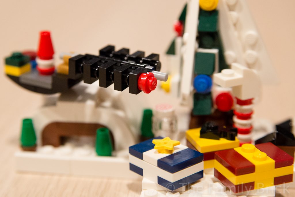 Christmas Skyline MOC - Santa's Sleigh and Reindeer