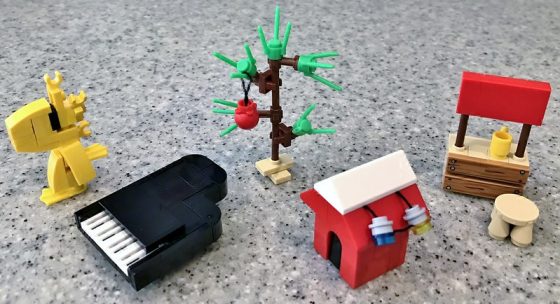 Charlie Brown Christmas Tree LEGO build idea 